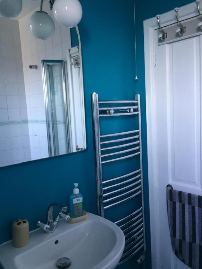 Lovely Three Bedroomed House, Parking 2 Cars London Luaran gambar