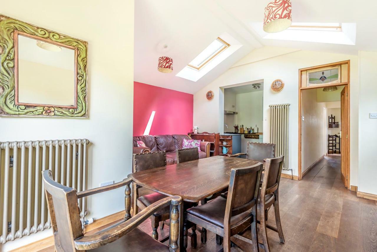 Lovely Three Bedroomed House, Parking 2 Cars London Luaran gambar
